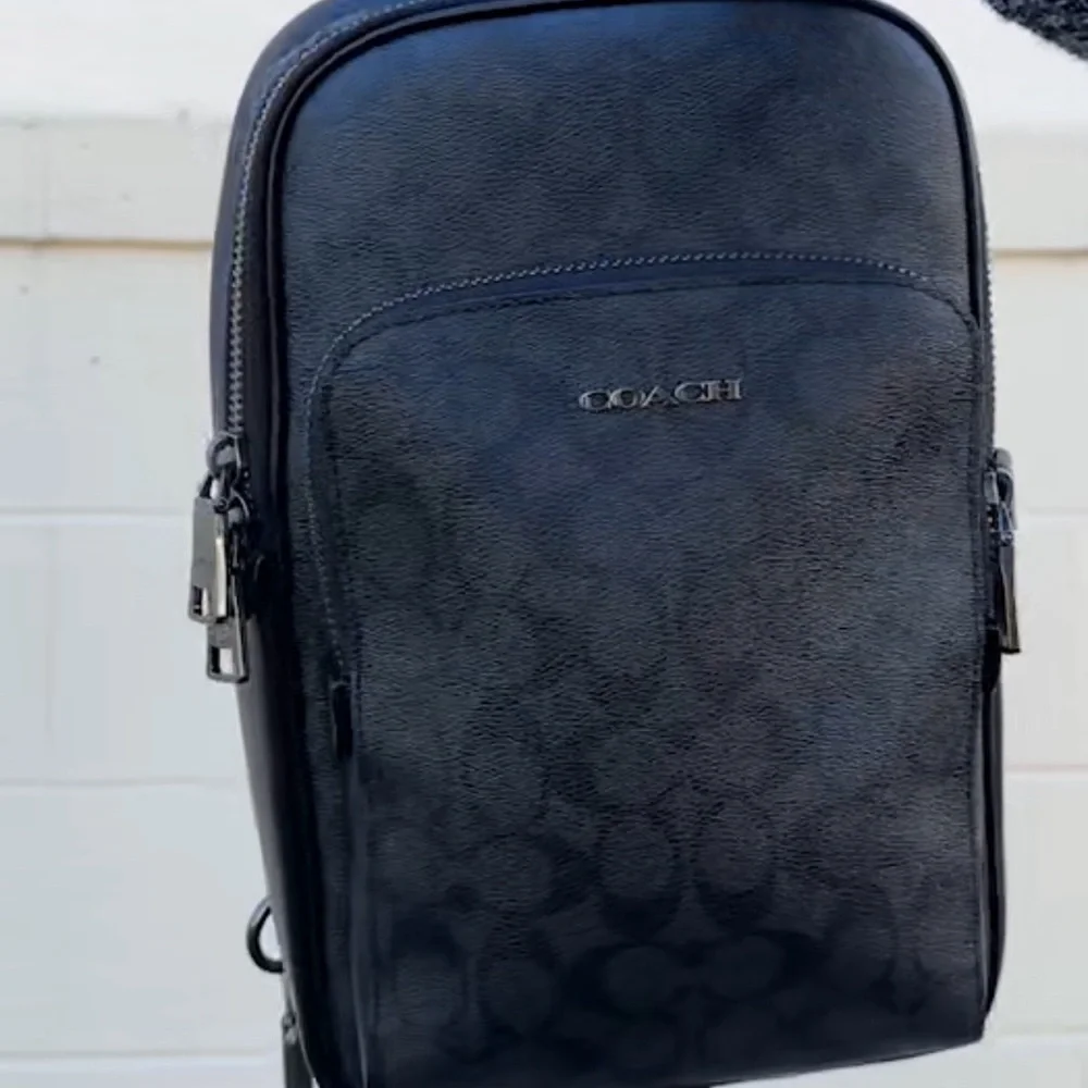 Coach Ethan crossbody/pack. NWT, Black - Picture 12 of 14